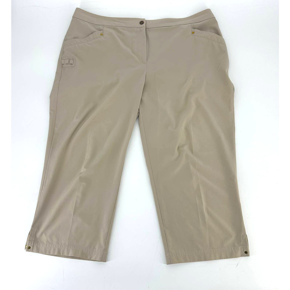 Chico's Pants - Chico’s Zenergy golf tan Capri pants size 3/16 stretchy lightweight